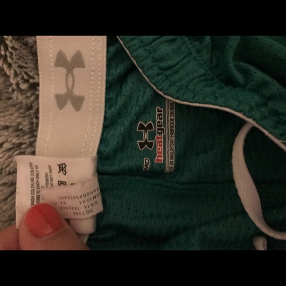 Under Armour shorts - Picture 3 of 4